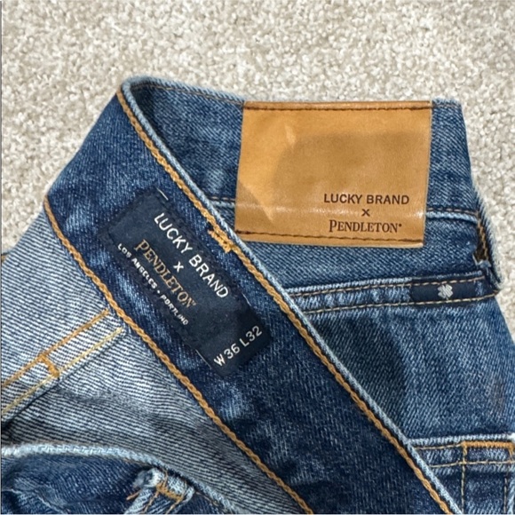 Men’s Lucky Jeans - Pendleton - Picture 5 of 6